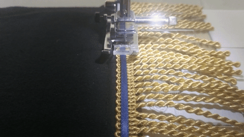 Our Quick Method for Fringing a Garment in 5 Minutes!